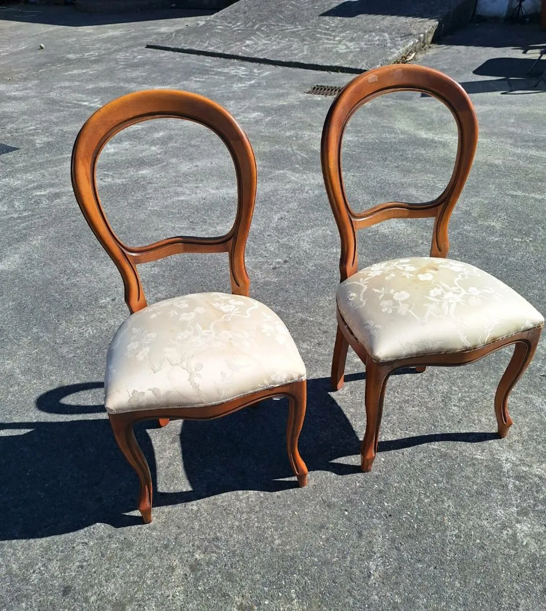 Two balloon back chairs Seats needs upholstery - Image 1
