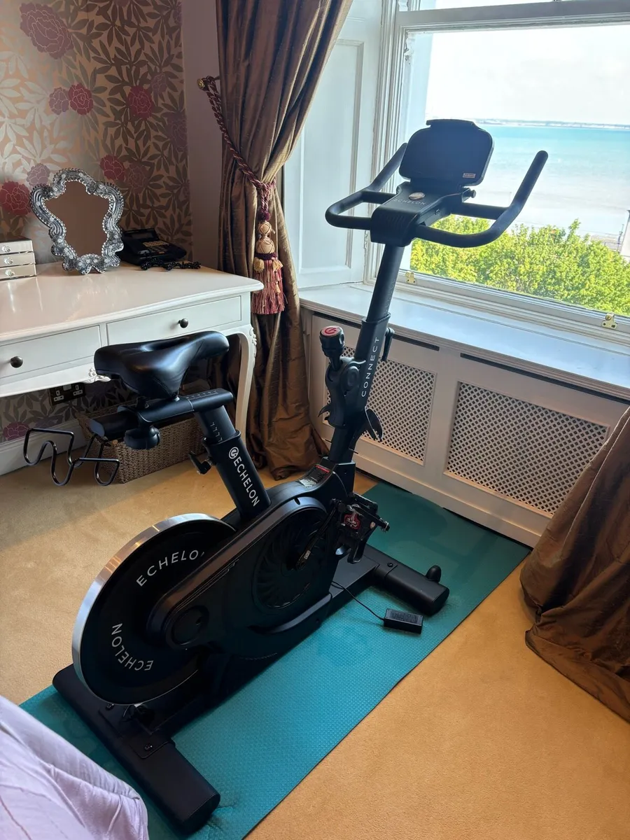 Echelon Bike - Image 1