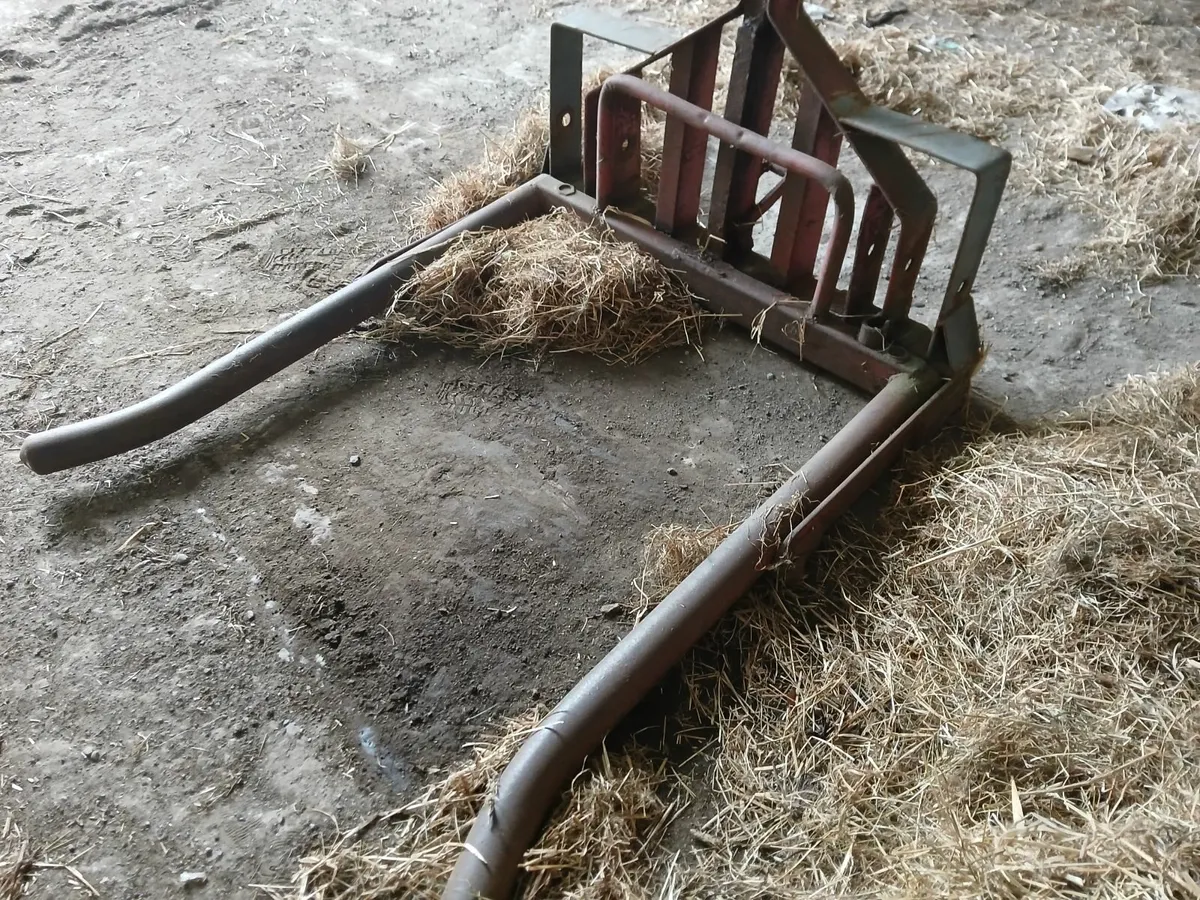 Bale Handler - Image 2