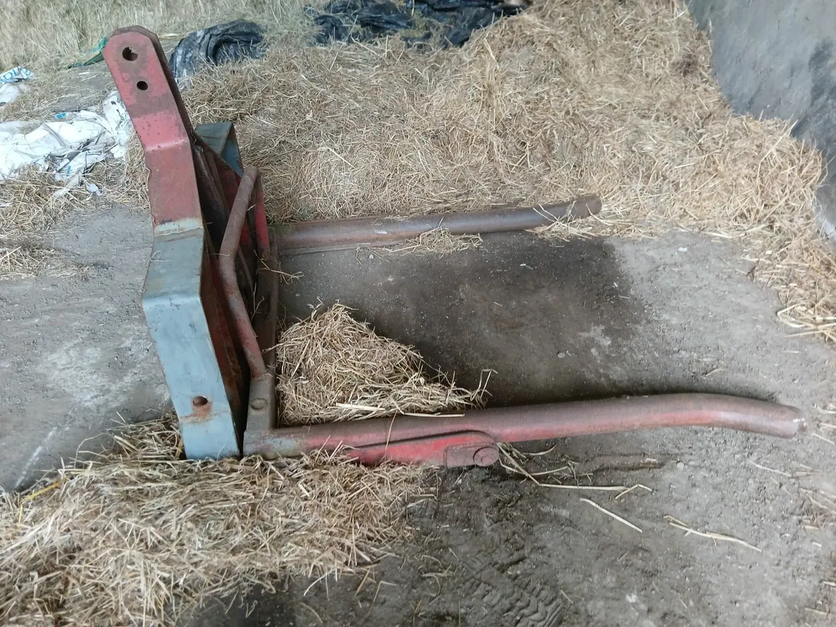 Bale Handler - Image 4