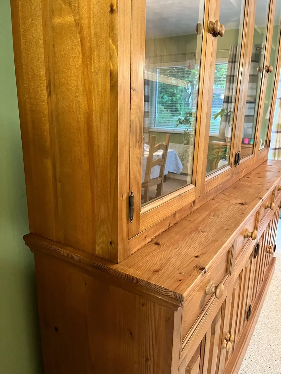 Kitchen dresser - Image 2