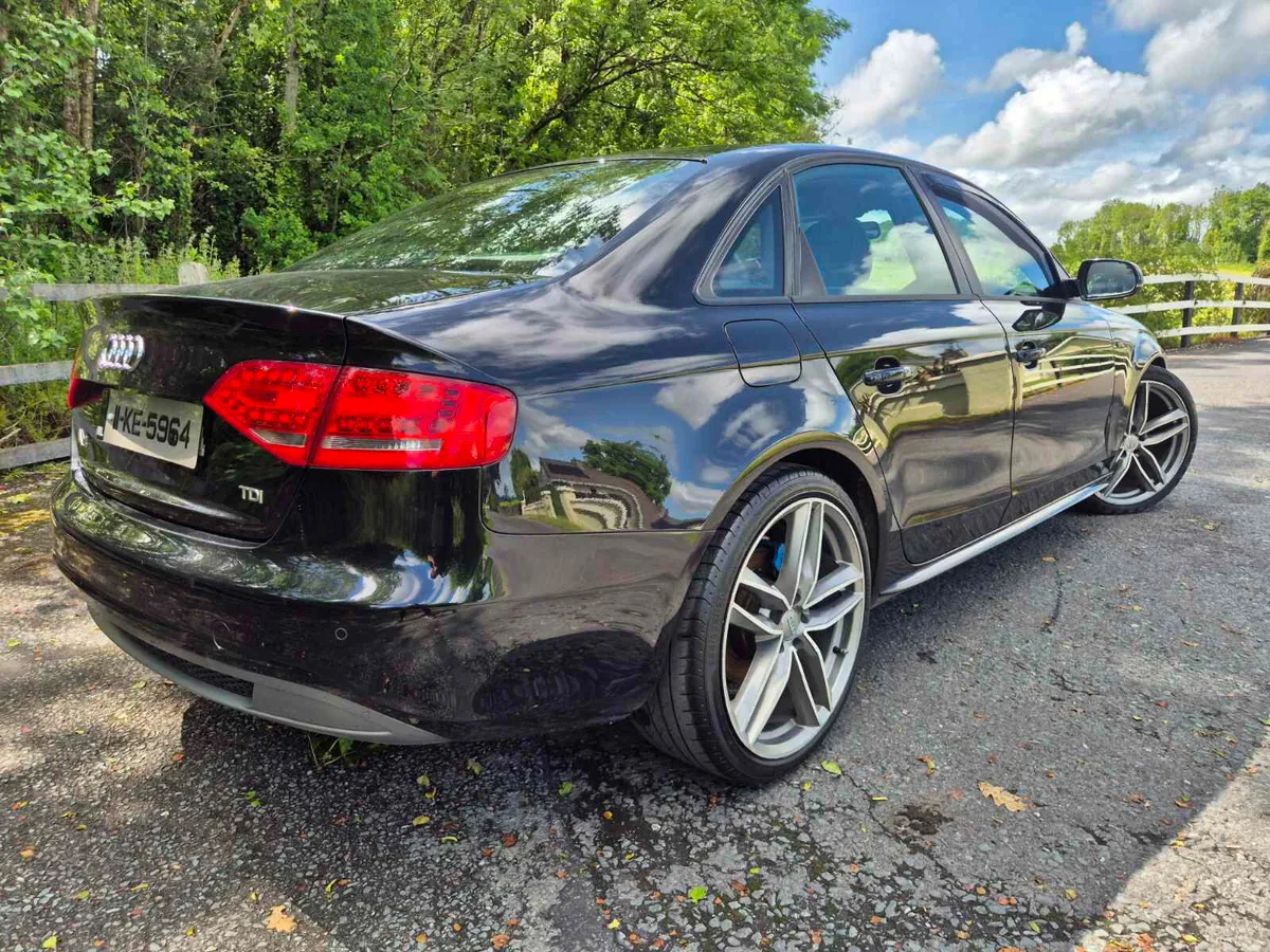 2011 AUDI A4 2.0 TDI S LINE BLACK EDITION - Image 3