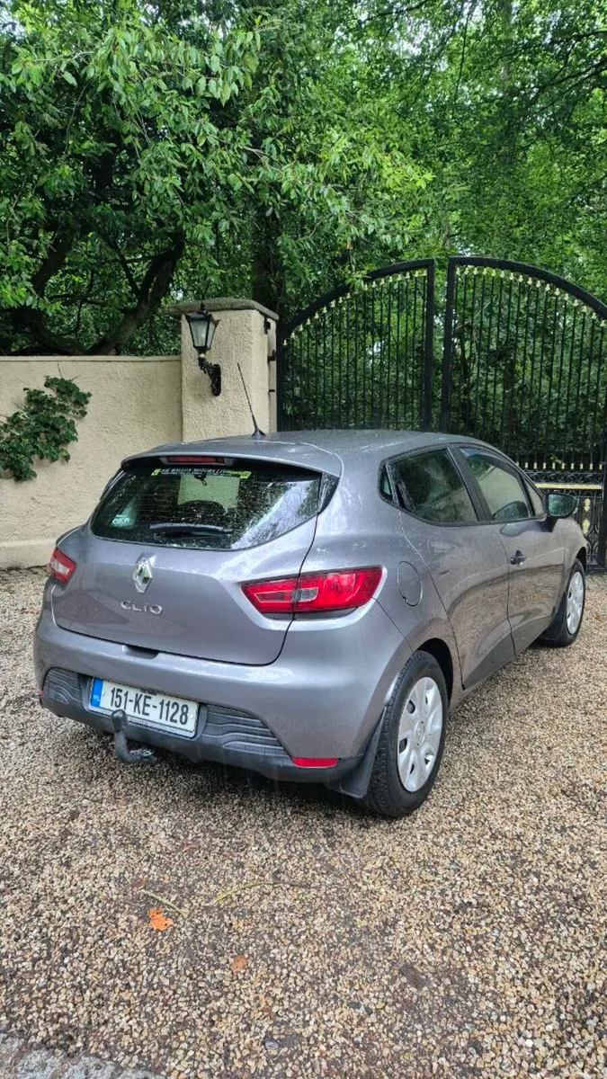 Renault Clio 1.2 petrol - Image 3