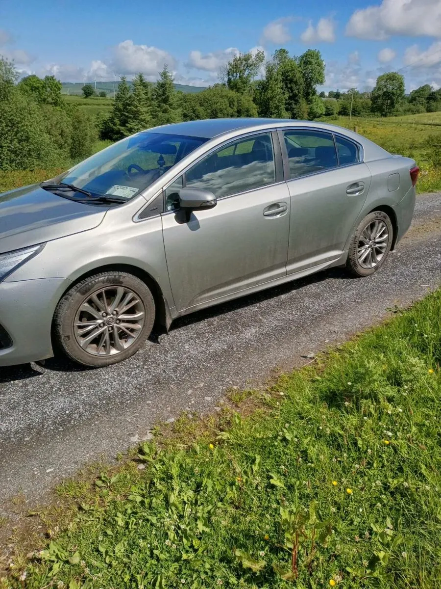Toyota avensis - Image 3