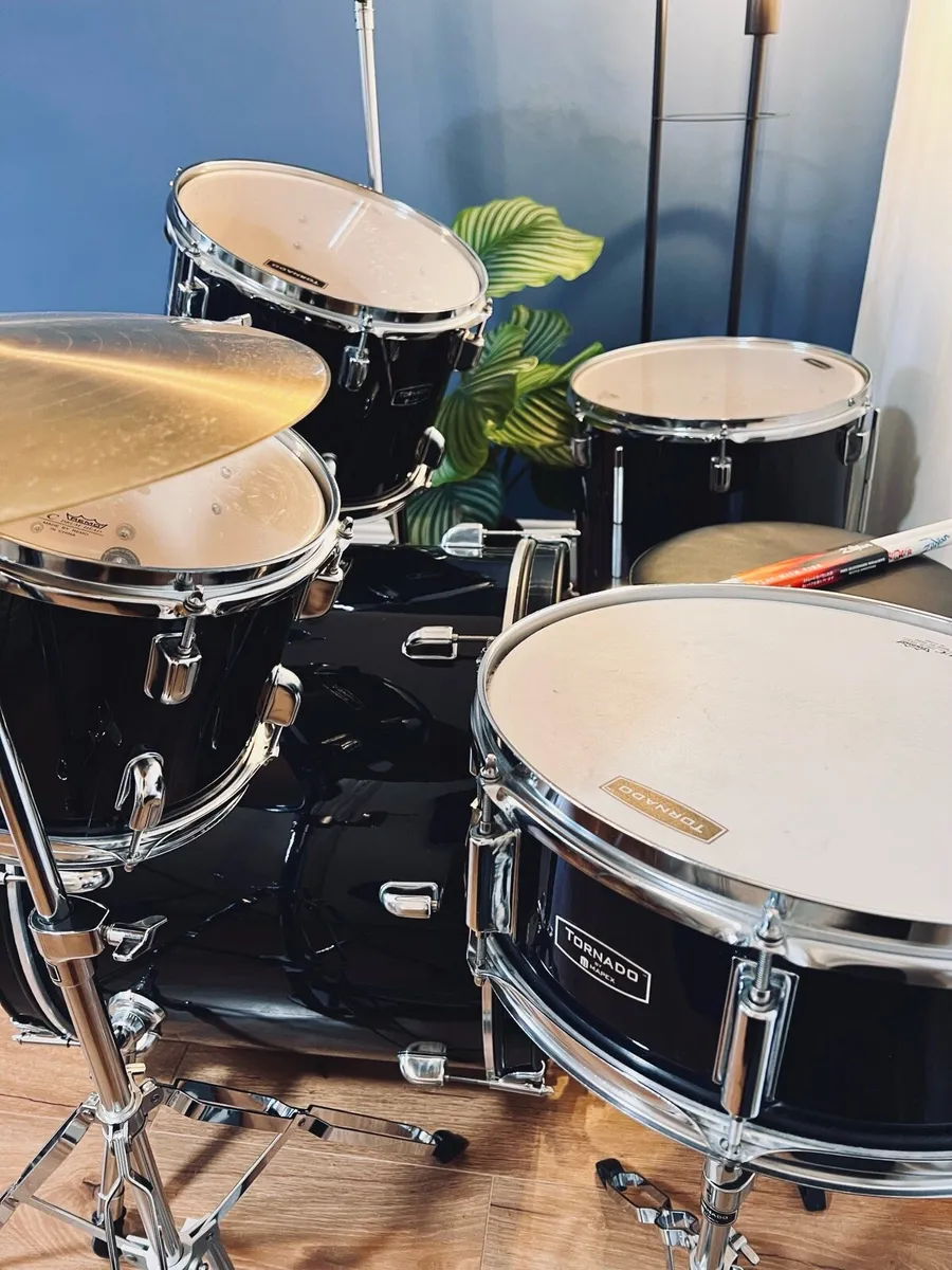 Mapex Tornado Drumkit - Image 3