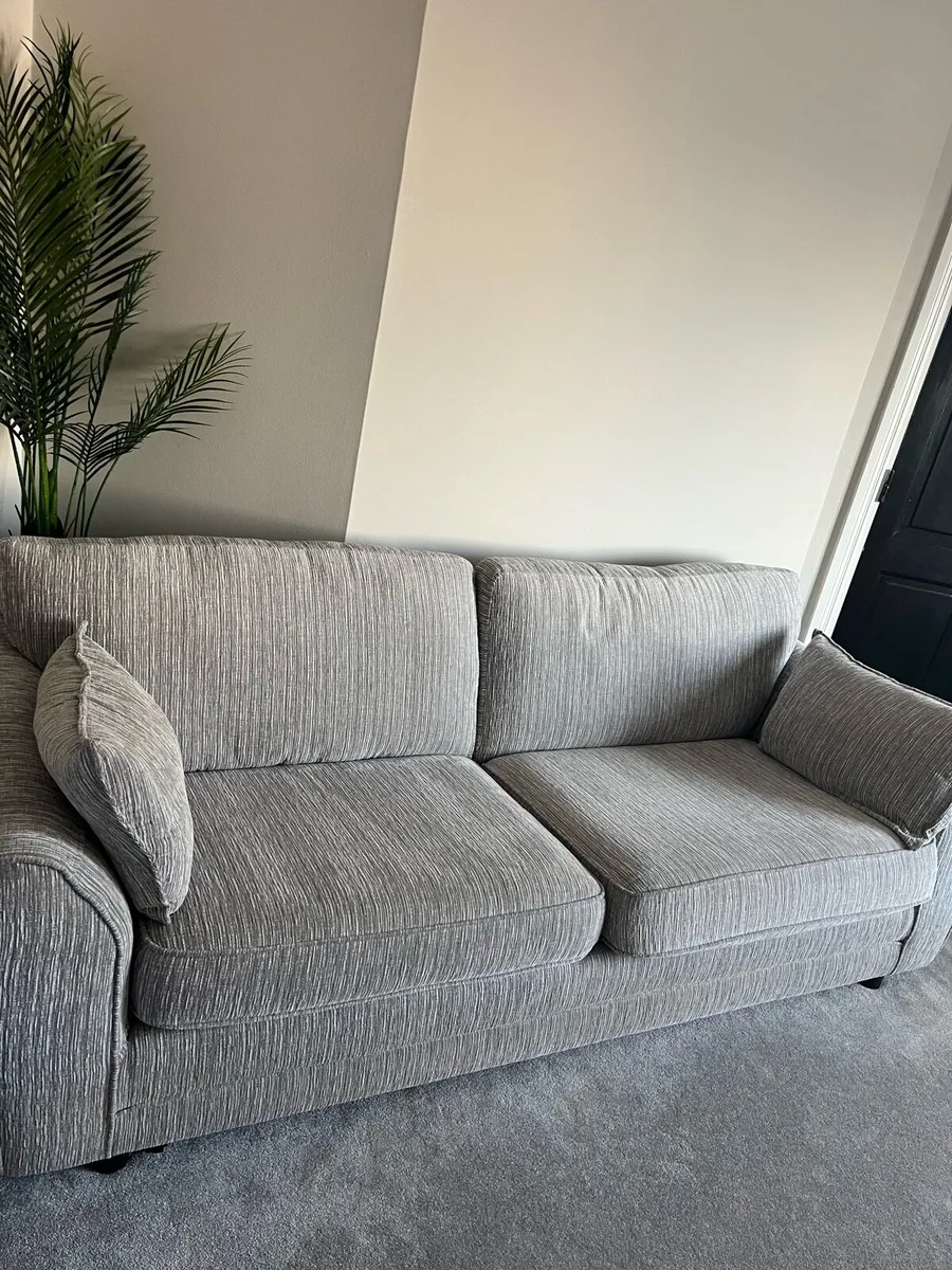 4 Seater Sofa & Foot stool - Image 1