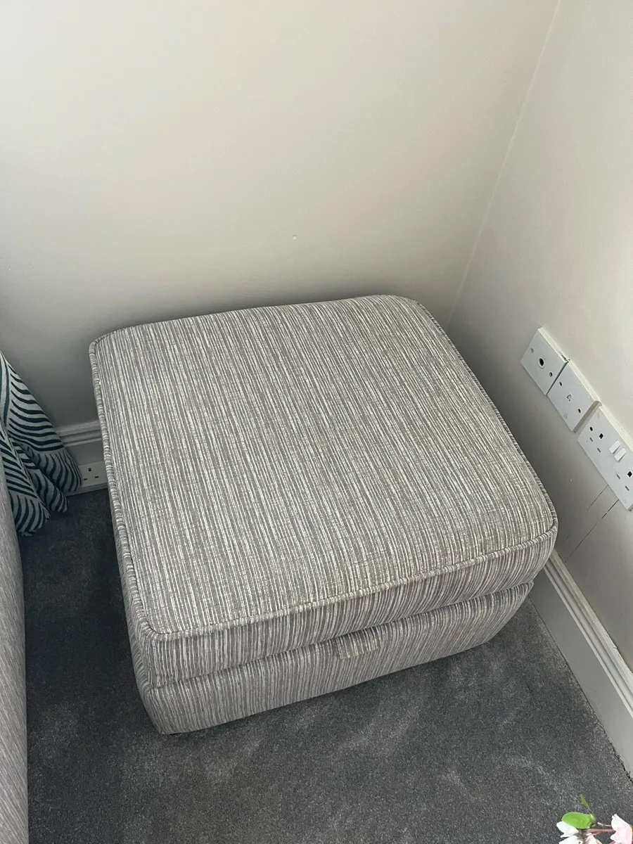 4 Seater Sofa & Foot stool - Image 2