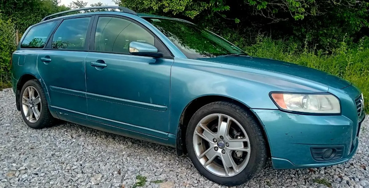 Volvo V50 1.8 petrol Tax and NCT - Image 2