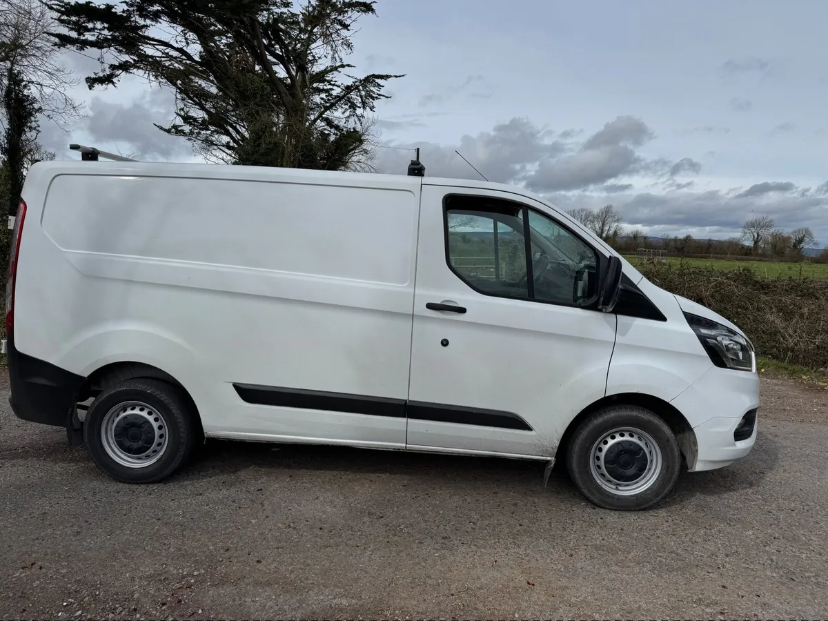 Ford Transit 2018 - Image 2