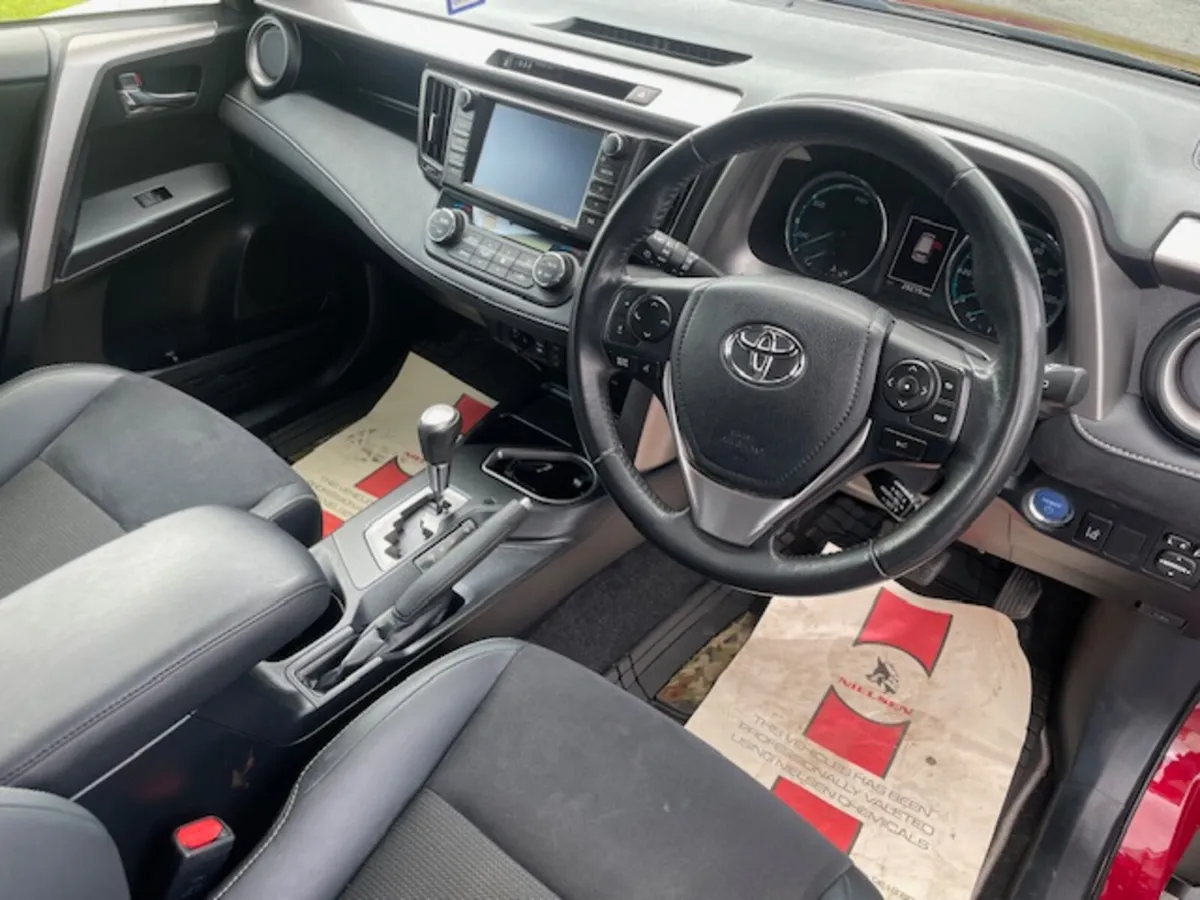 Toyota RAV4 2.5 vvti HyBrid - Image 3
