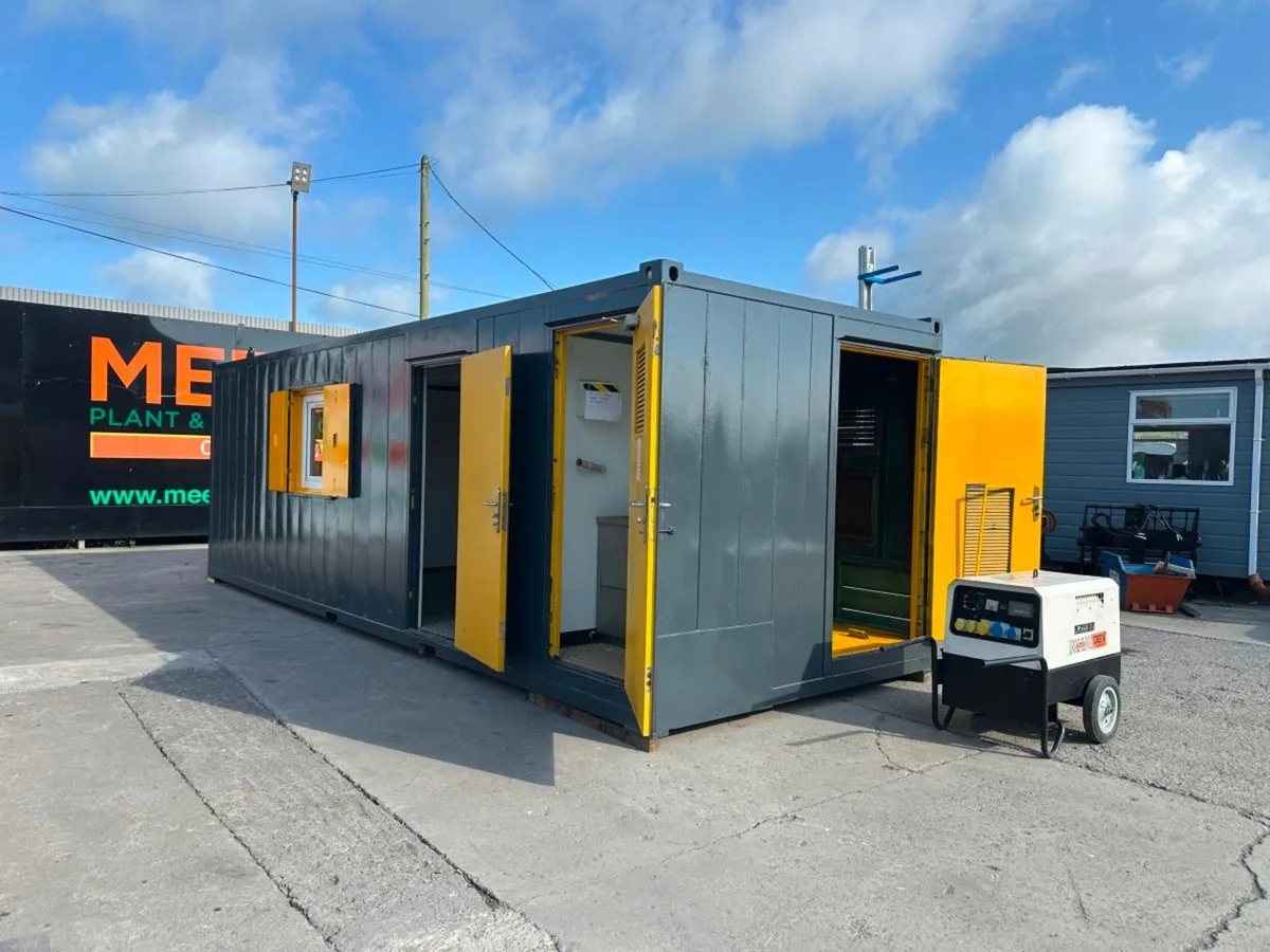 26 x 9 welfare cabin , toilet , generator , offic - Image 1
