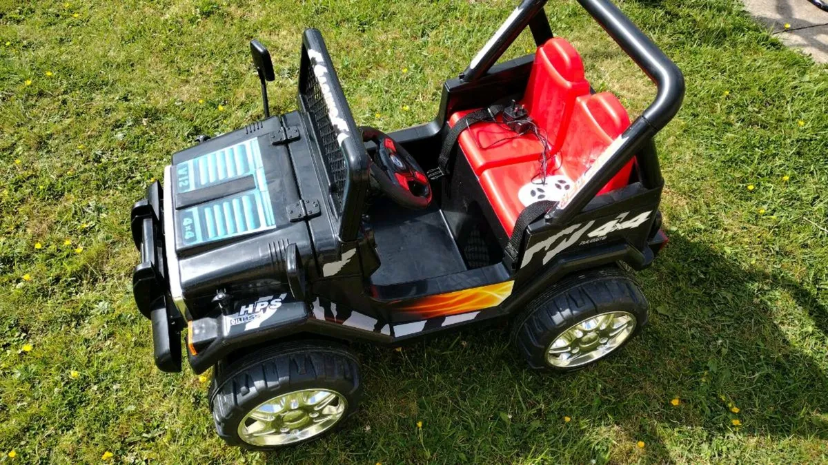 Battery powered Kids Ride on Jeep - Image 1