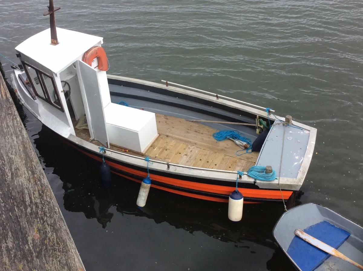 22ft boat - Image 4