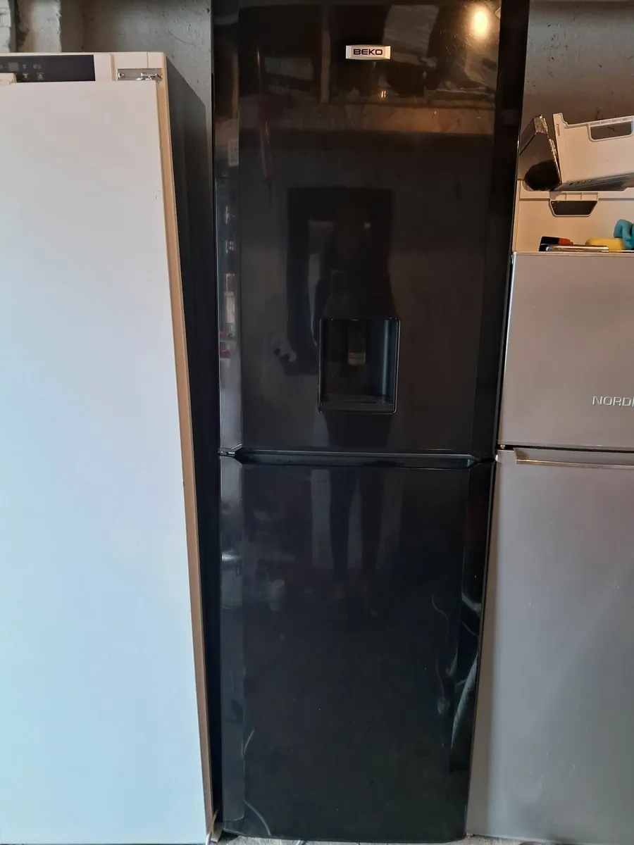 TWO YEARS OLDS FRIDGE AND FREEZER - Image 4