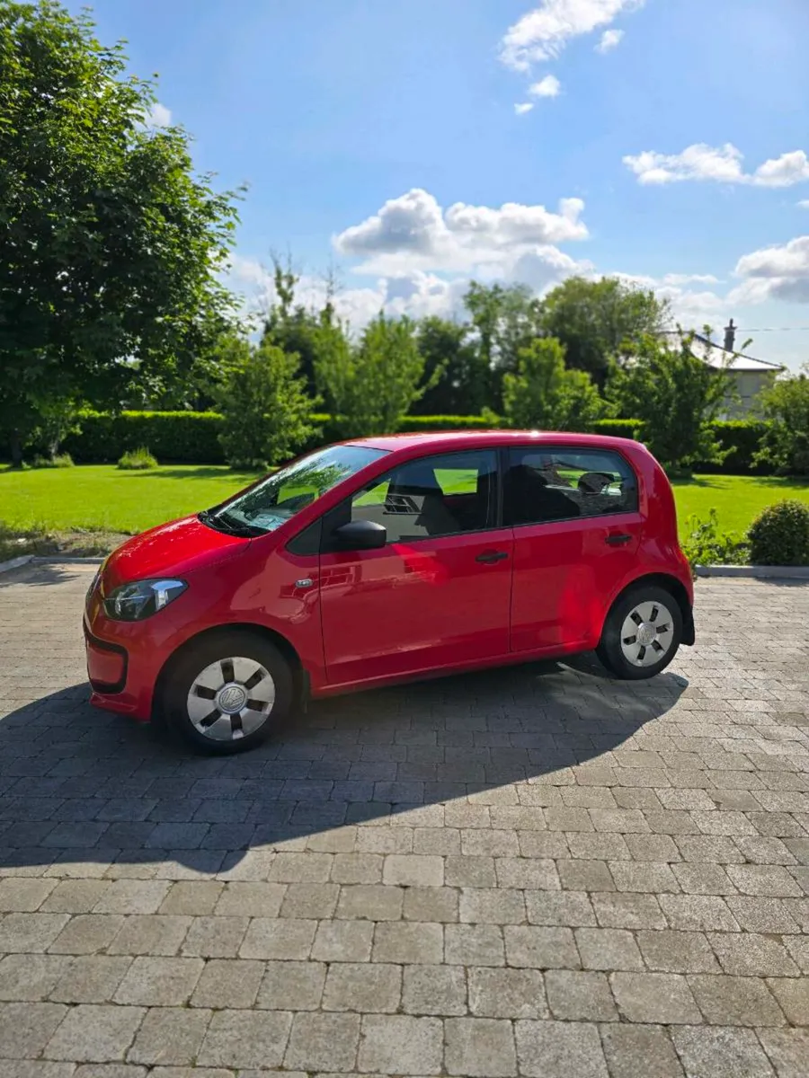 Volkswagon up - Image 4