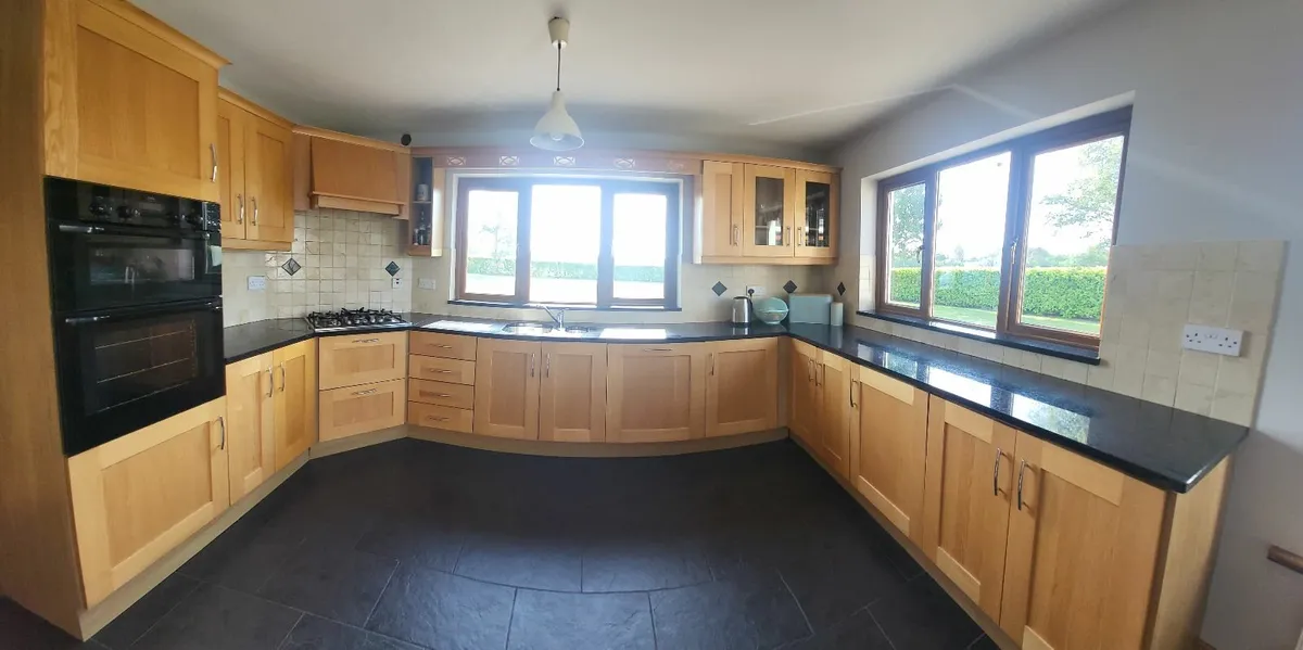 Kitchen - Image 3