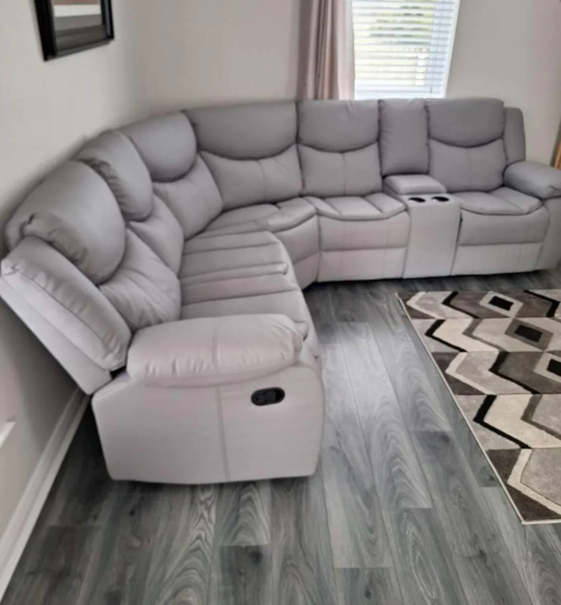 Valeria leather Couch 3/2 - Image 4