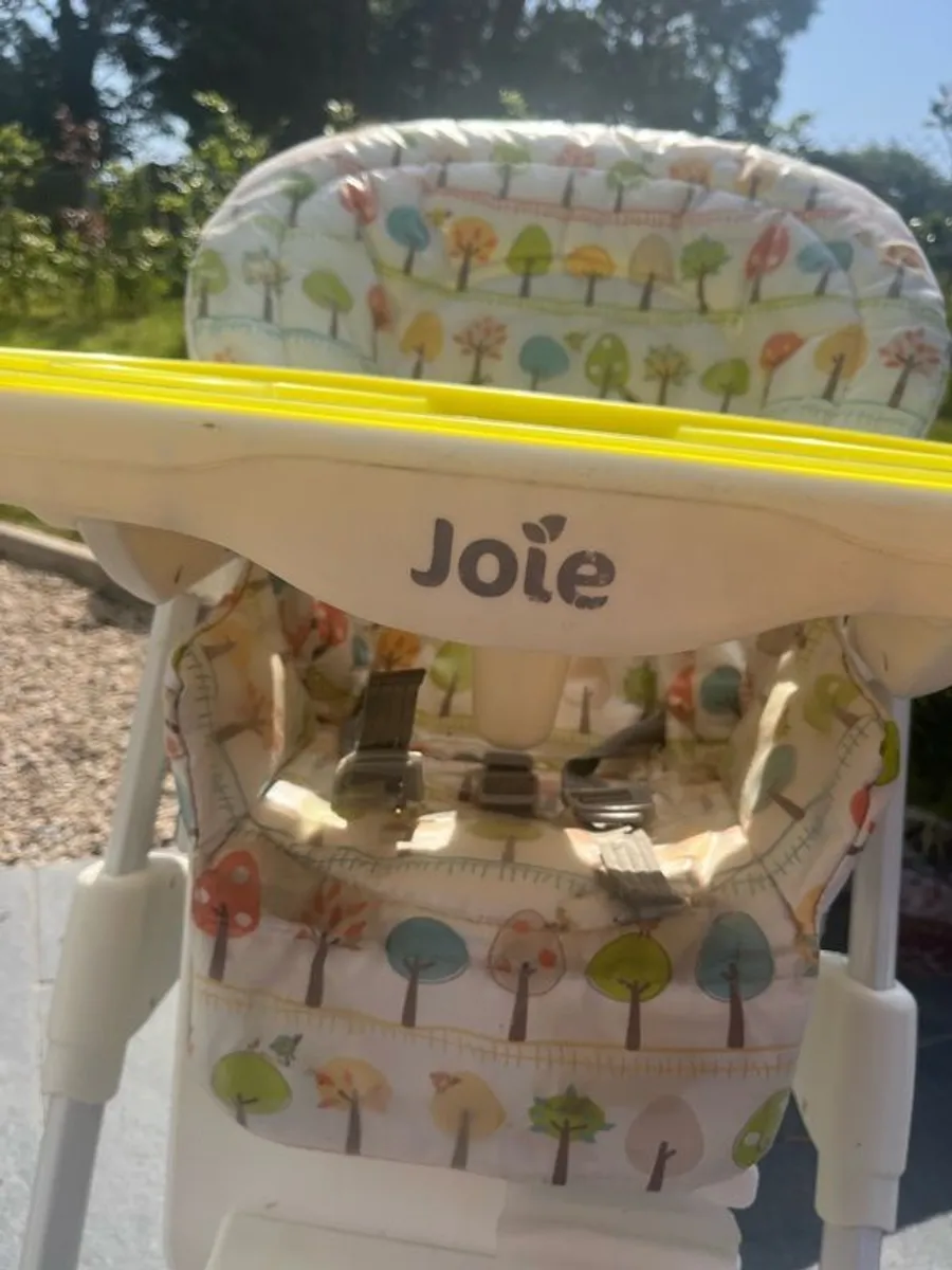 Joie foldable high chair - Image 2