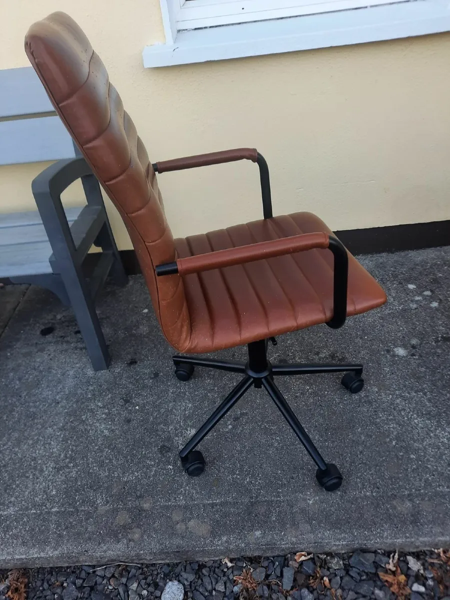 Office chair - Image 3