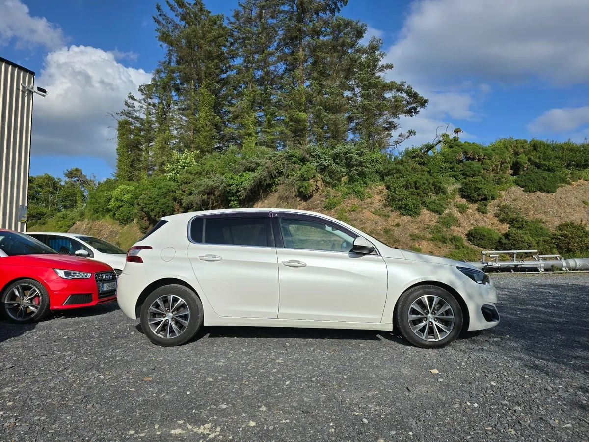 Peugeot 308 2015 - Image 4