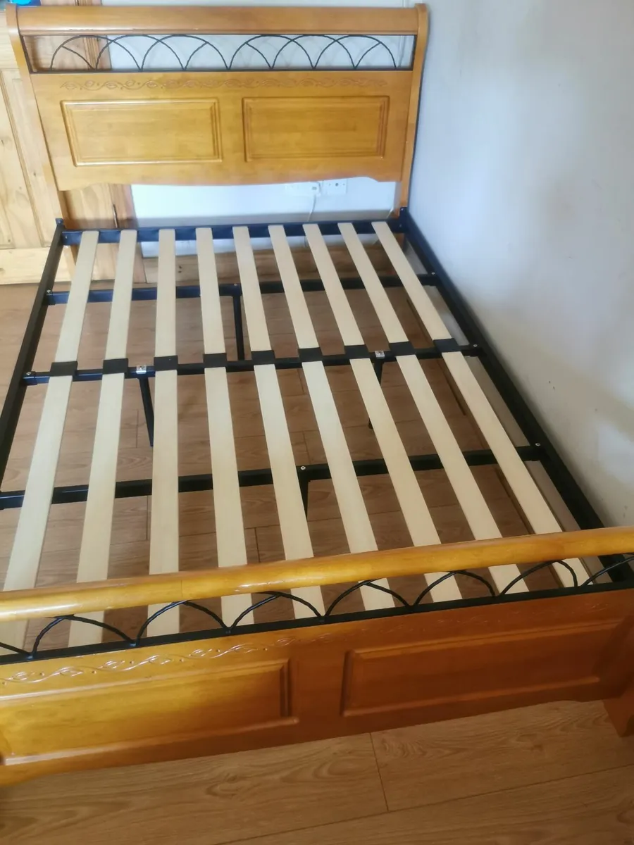 Solid Quality Sturdy Modern Double bed frame - Image 4