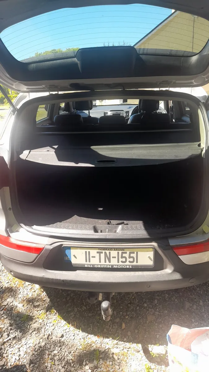 Kia Sportage 2011 - Image 2