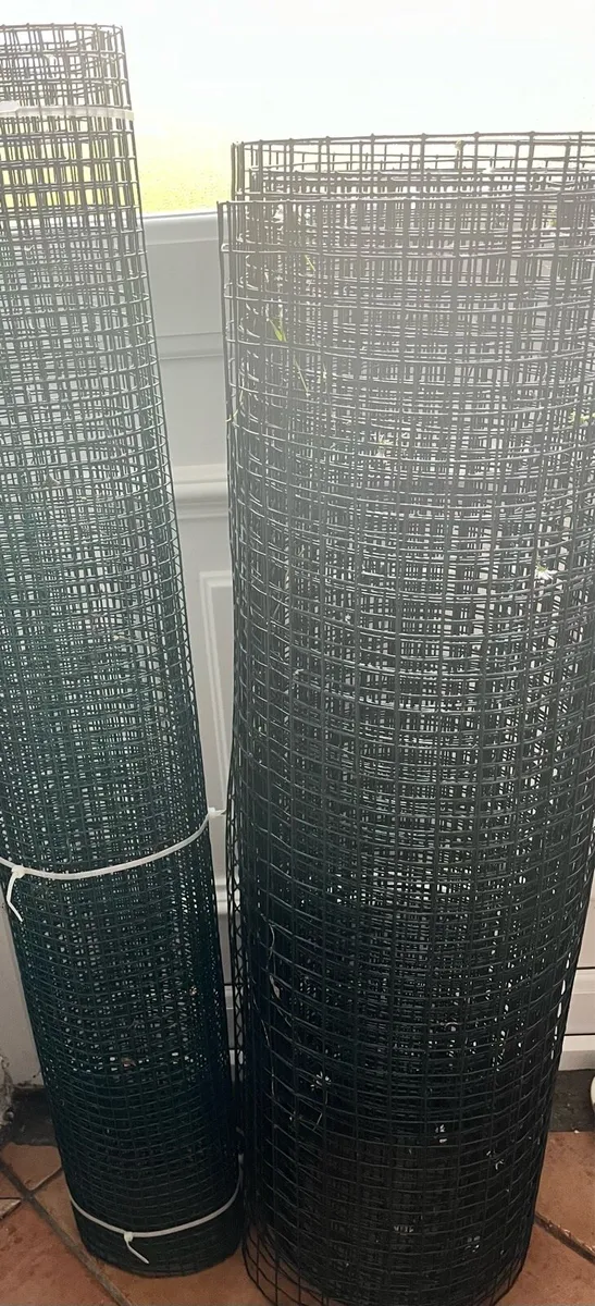 Metal mesh only €10 Still available - Image 1