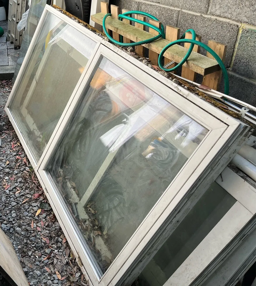 Window (AluClad)