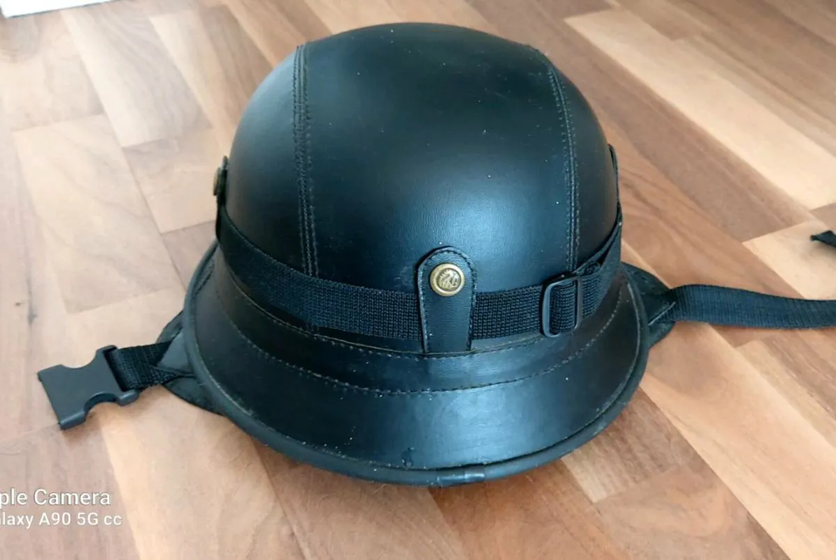 Helmet - Image 3