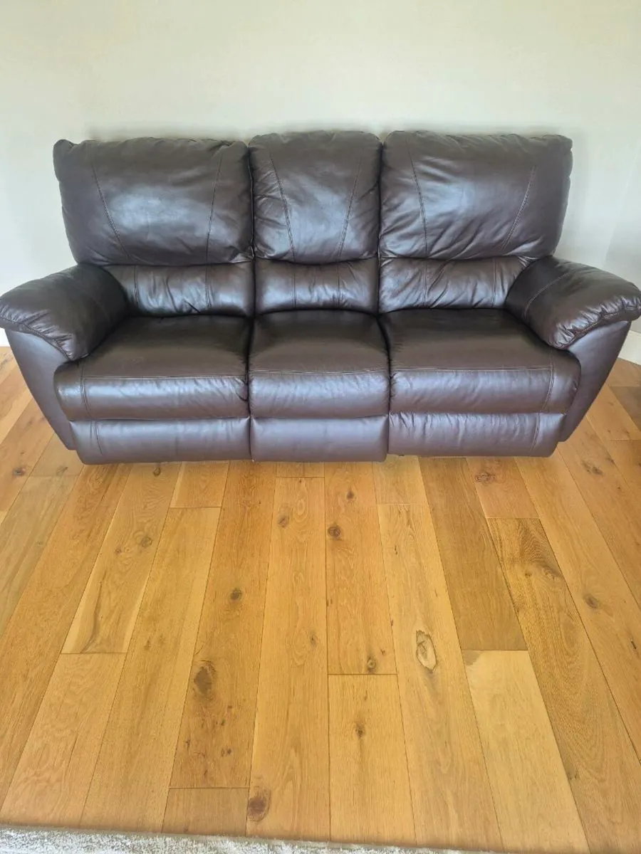 3 + 2 brown leather recliners - Image 1