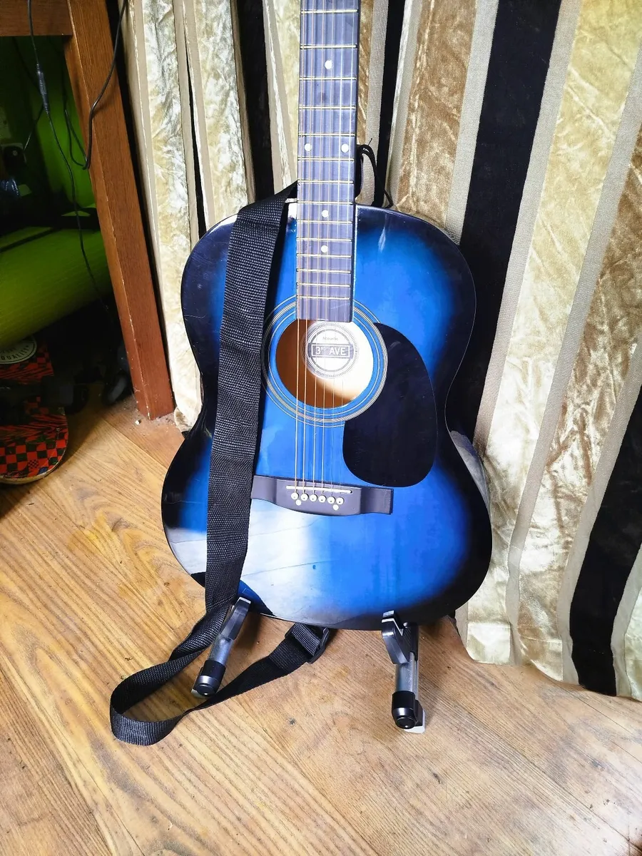 Acoustic Guitar 3rd Avenue Blueburst - Image 1