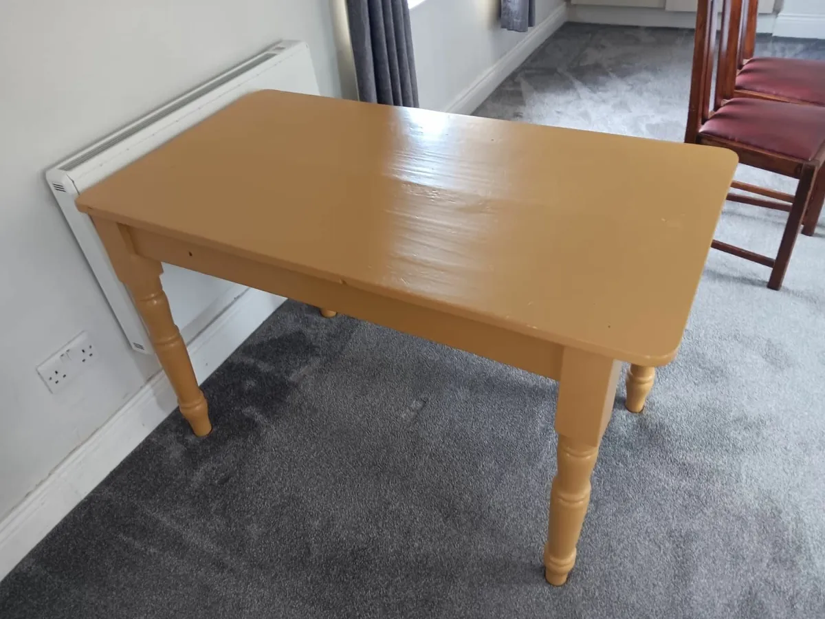 Table, suit Kitchen or Study. 10 euro - Image 1