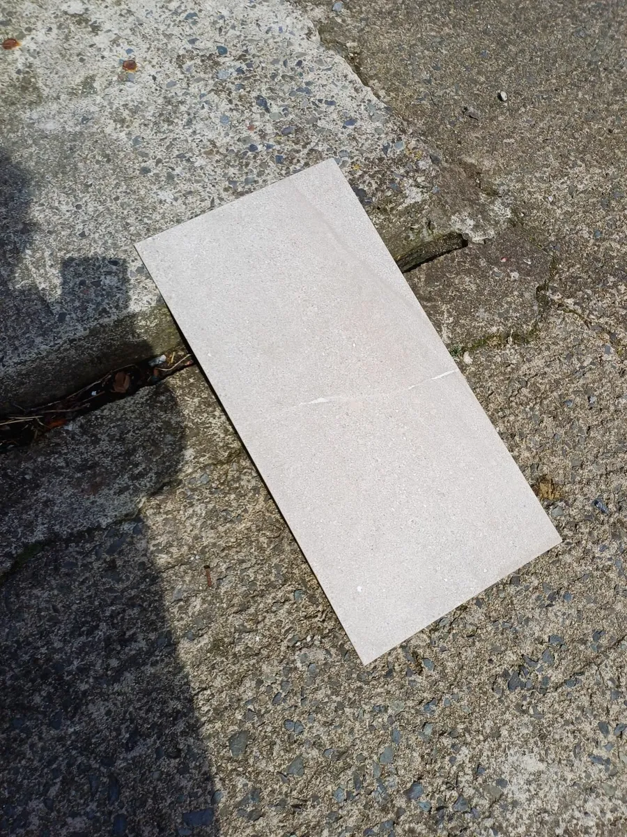 Floor tiles - Image 3