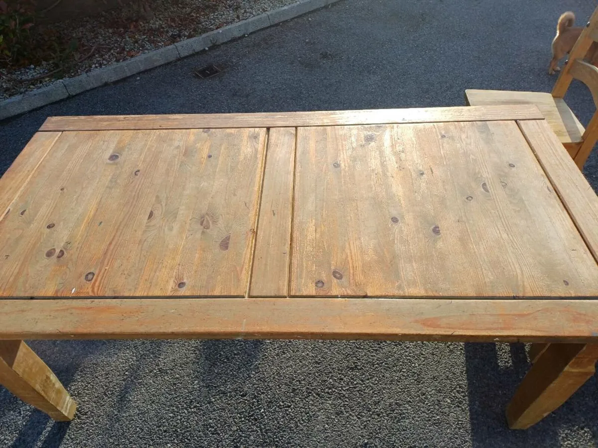 Table and 6 chairs - Image 3