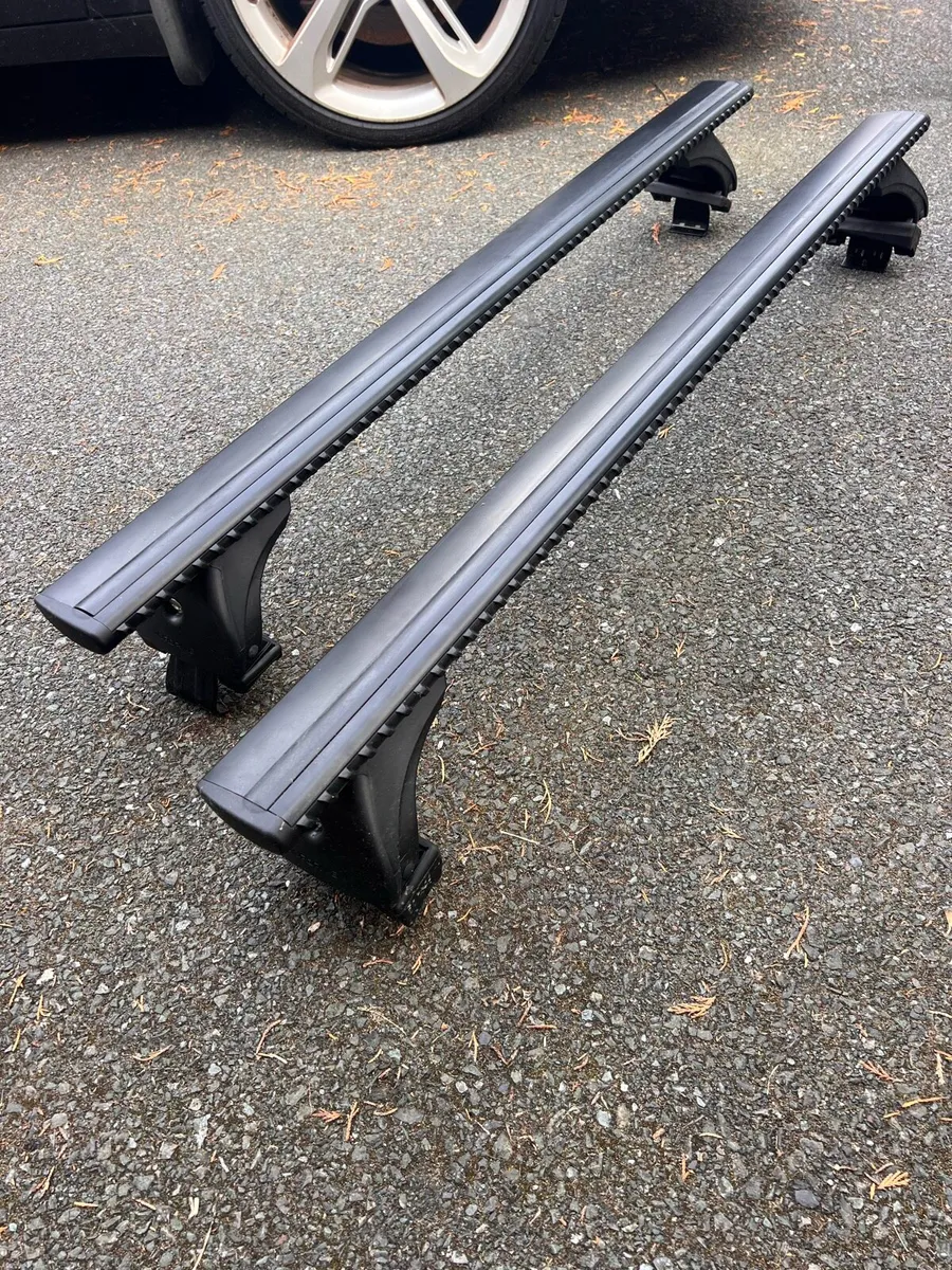 VW Golf Mk 6 Nordrive Aero Roof Bars - Image 4