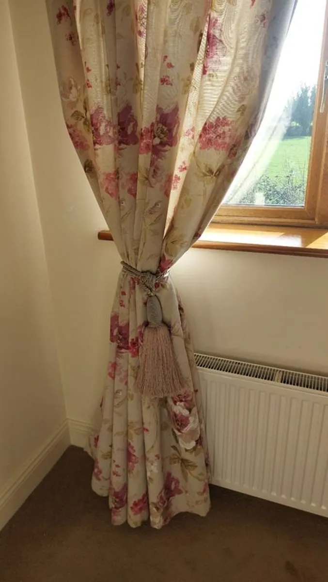 Fleece lined Curtains for sale - Image 4