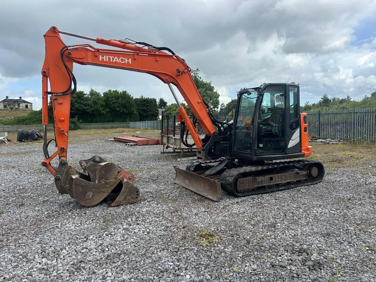 Hitachi Excavator - Image 1