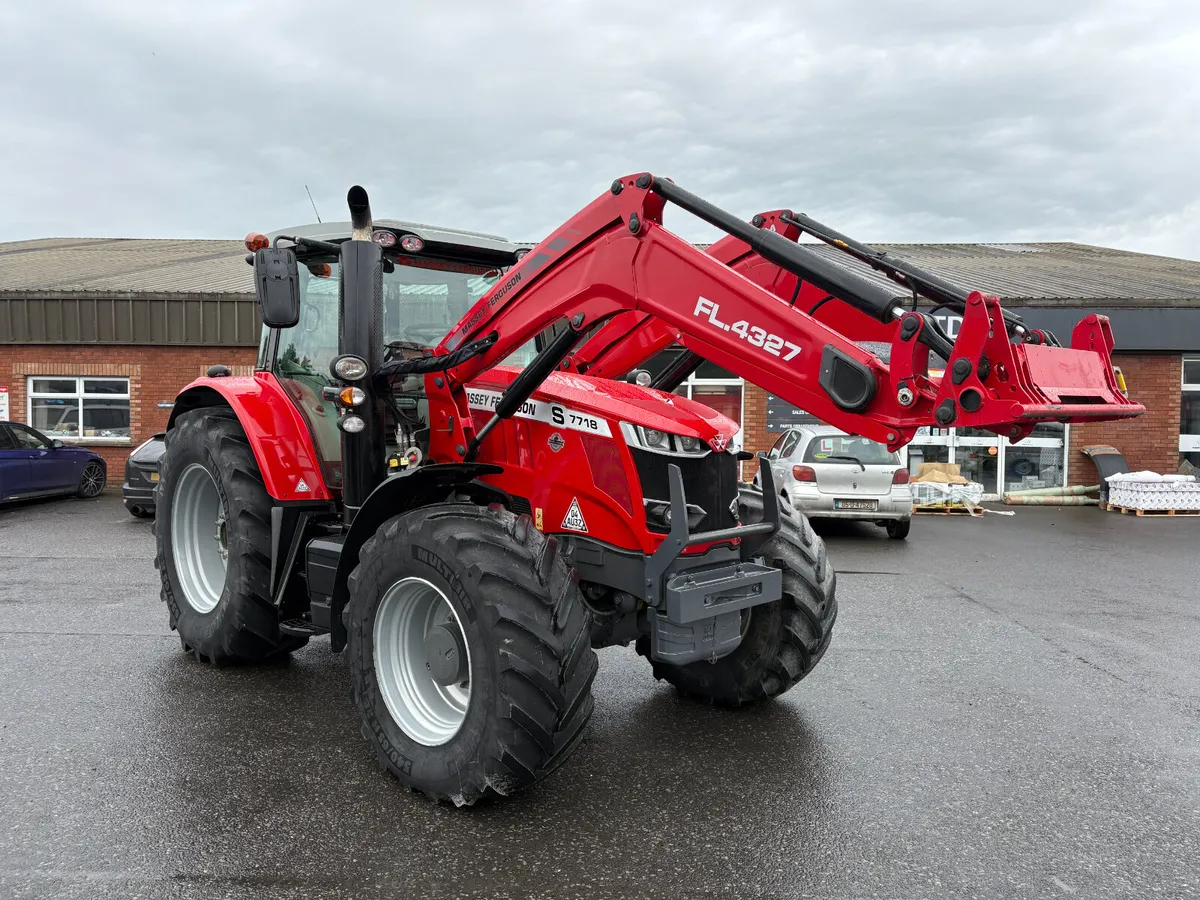 Massey Ferguson 7718S 🚜MASSIVE SPEC🚜 - Image 1