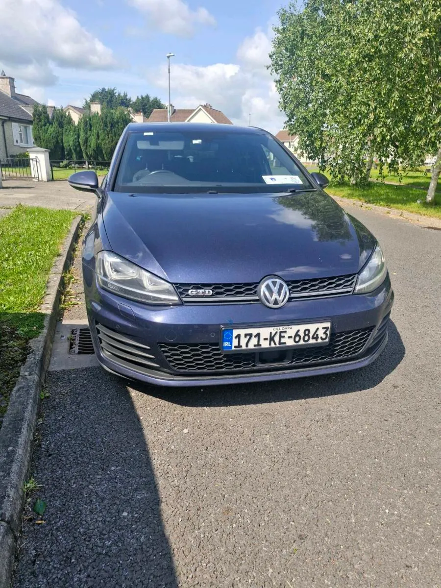 2017 Volkswagen Golf Gtd - Image 1