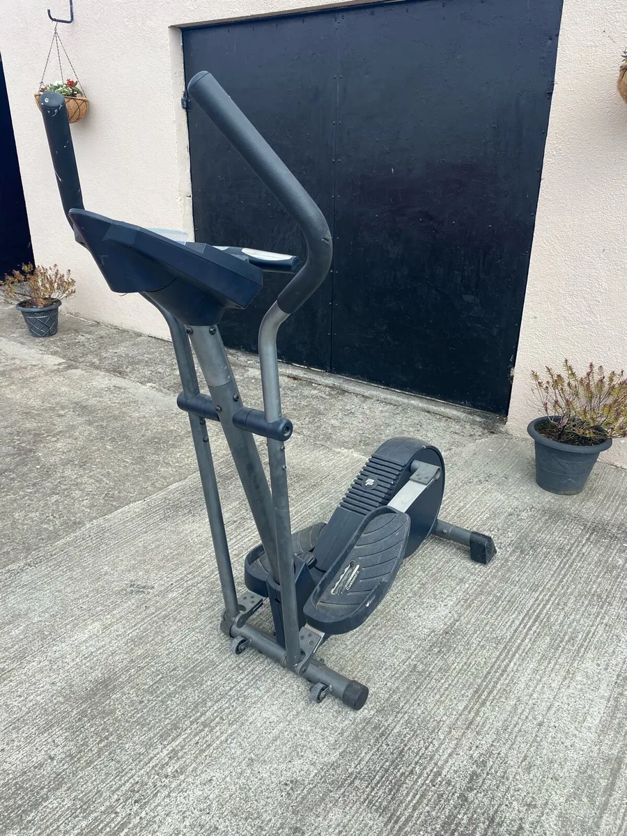 Treadmill and Crosstrainer - Image 3