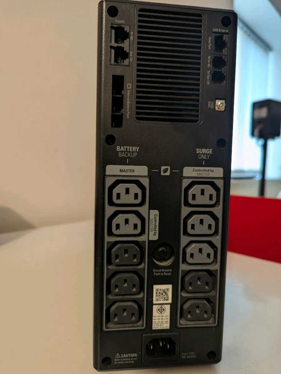 APC Back-UPS Pro 1500 - Image 2