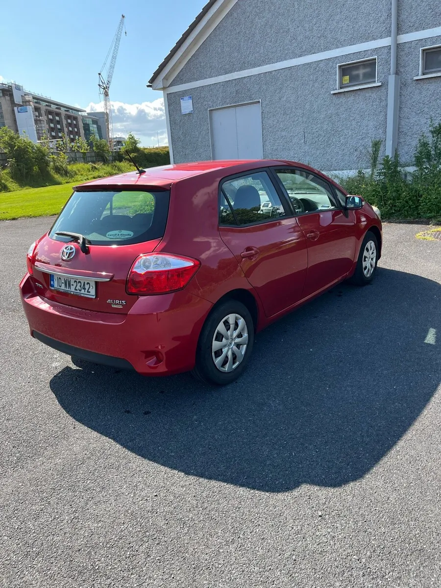 Toyota Auris 1.4 Terra 2010 - Image 3