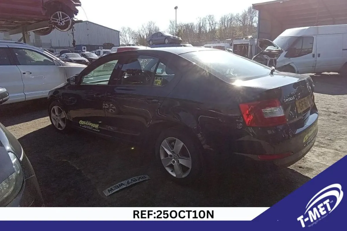 2016 SKODA OCTAVIA BREAKING FOR PARTS - Image 4
