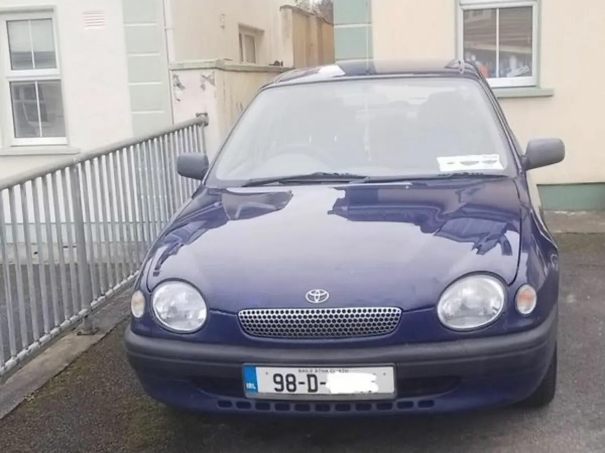 1998 Toyota Corolla - Image 1