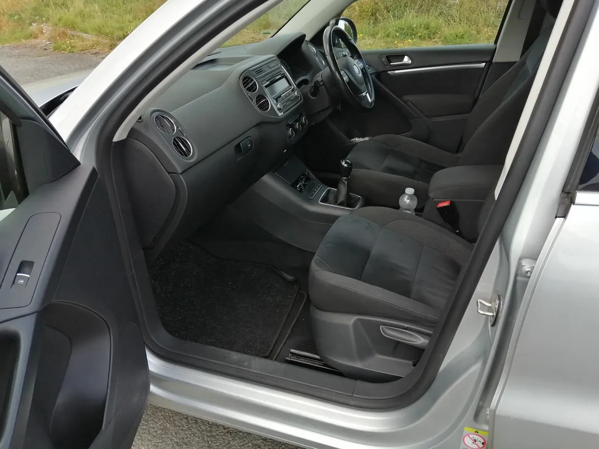 Volkswagen Tiguan 2014 - Image 2