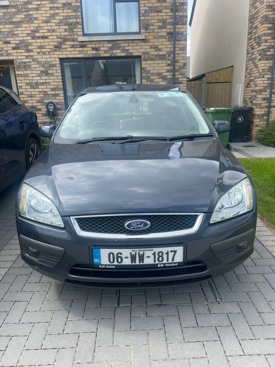 2006 Ford Focus Ghia Auto - Image 1