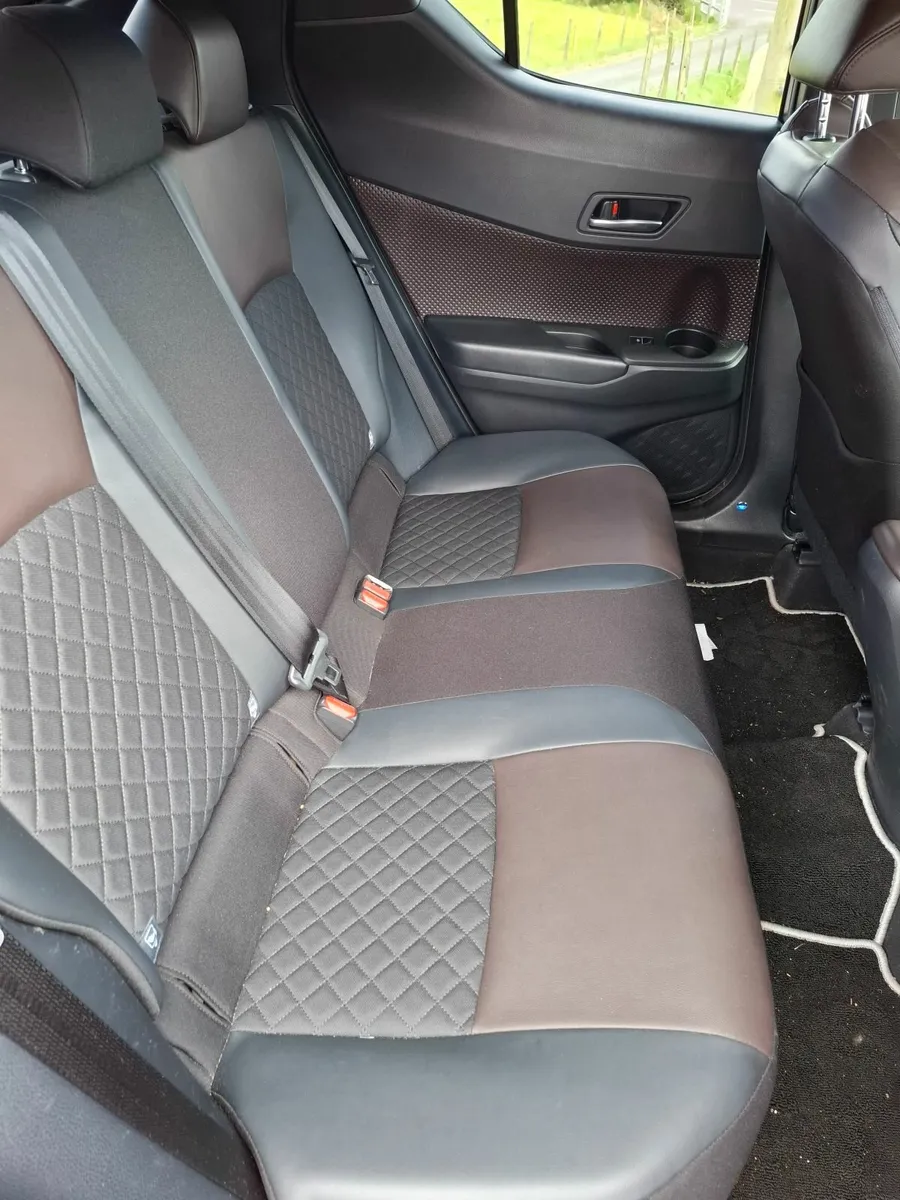 Toyota C-HR 2018 petrol hybrid very economical - Image 3