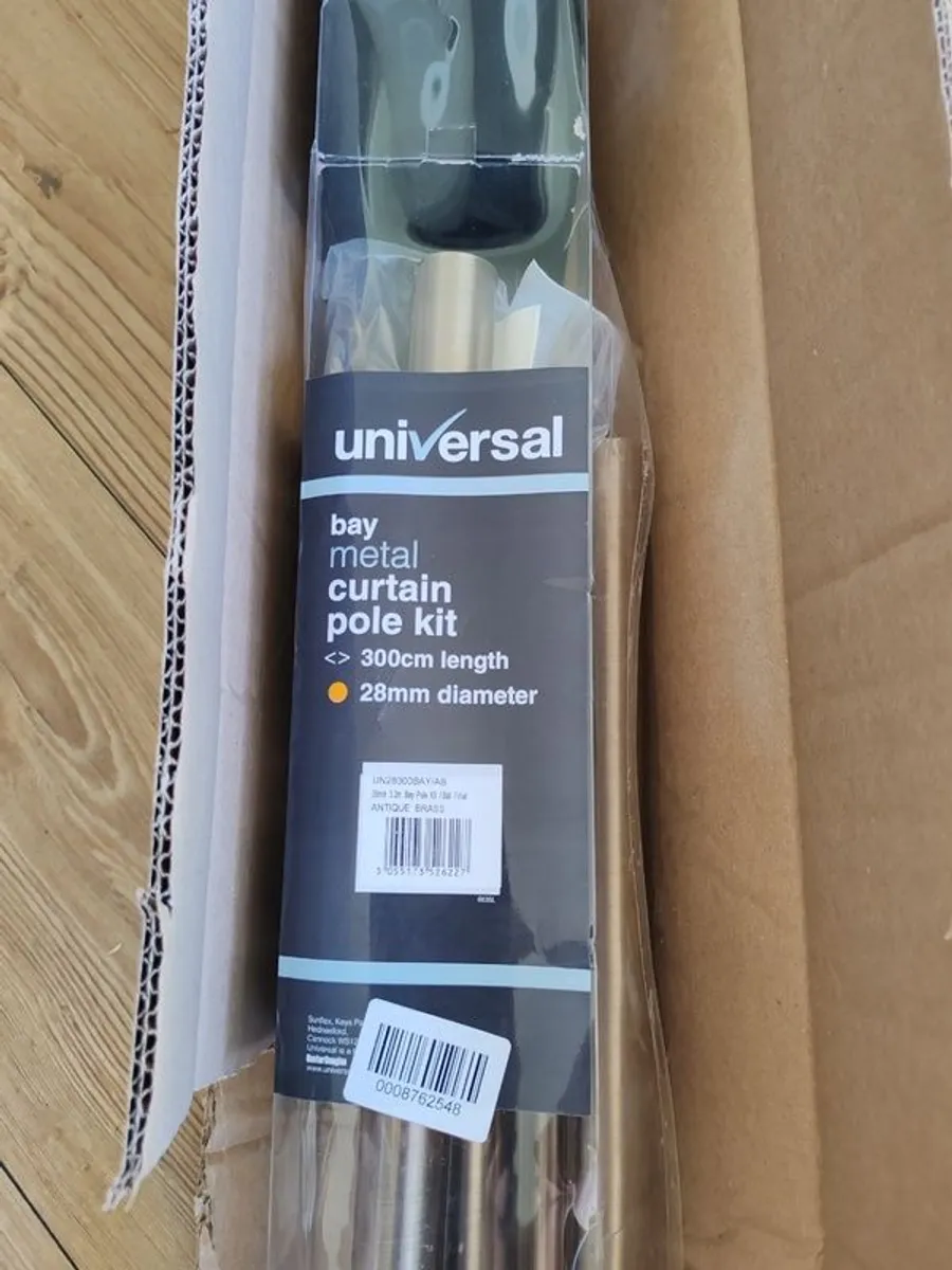 Bay Window Curtain Pole - Image 1