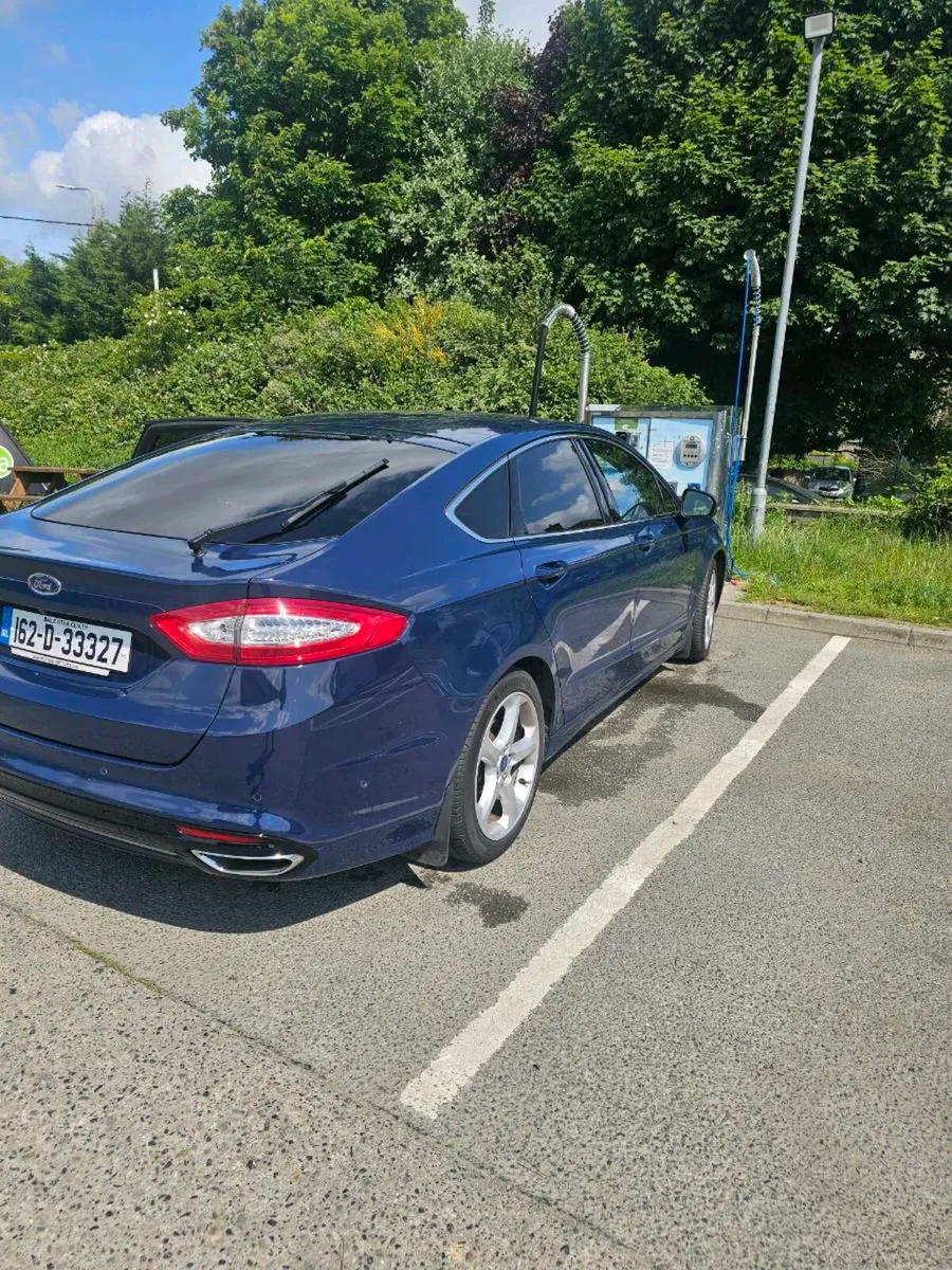 Car - Image 2