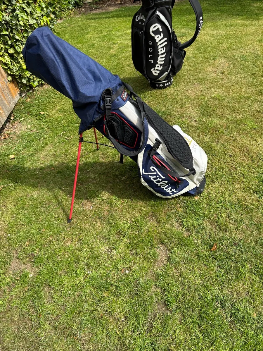 Titleist carry bag - Image 1
